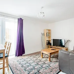  Apartment Ground Floor City Centre University Free Parking